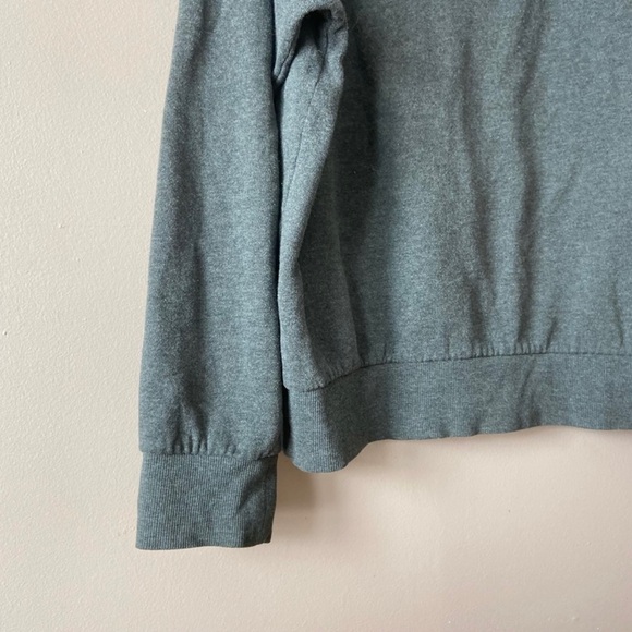 ✨3/$30✨ SWS Women’s Dark Grey Long Sleeve Hoodie - Picture 7 of 7